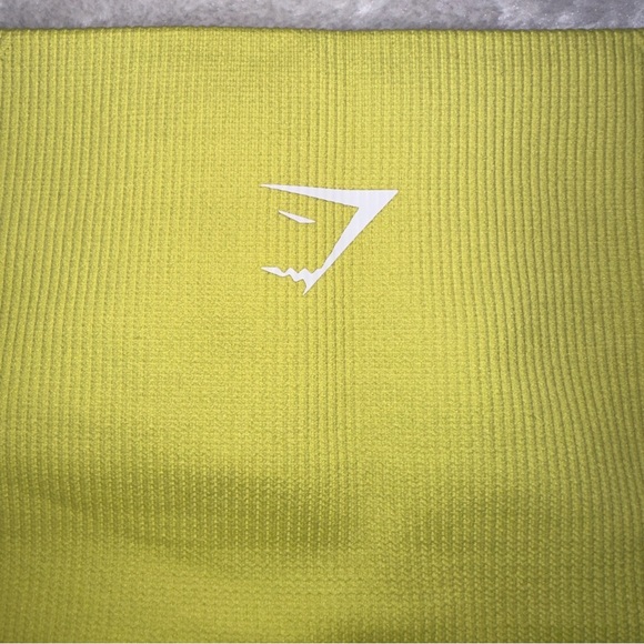 Gymshark Energy Seamless Neon Yellow Biker Shorts Size Small - Picture 11 of 12